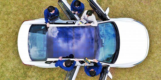 Инновация: солнечная крыша для электромобилей